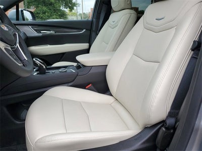 2025 Cadillac XT5 Sport