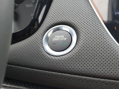 2025 Cadillac XT5 Sport