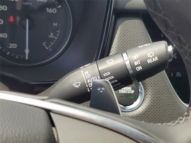 2025 Cadillac XT5 Sport