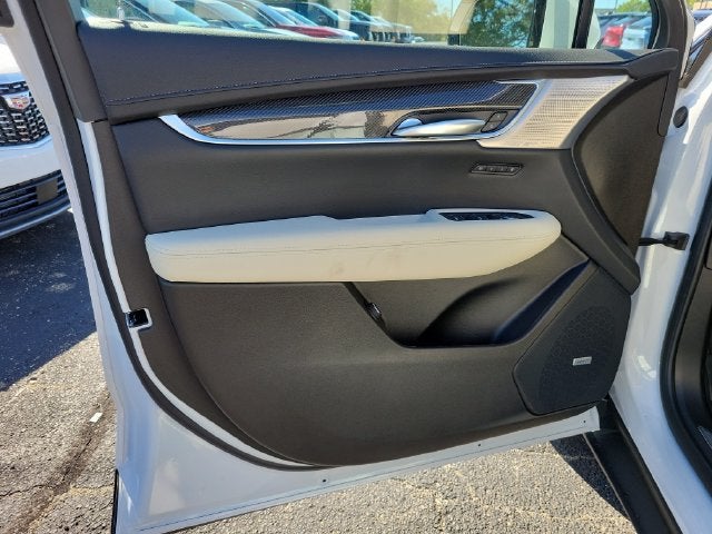 2026 Cadillac XT5 Sport