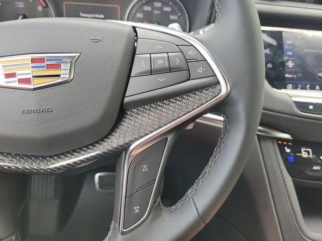 2026 Cadillac XT5 Sport