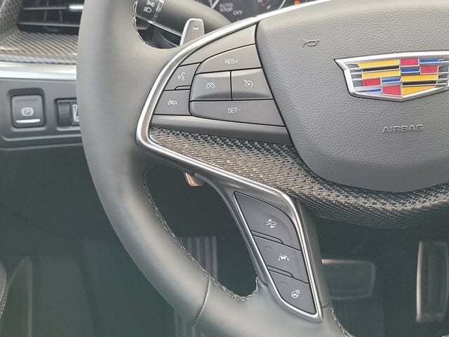 2026 Cadillac XT5 Sport