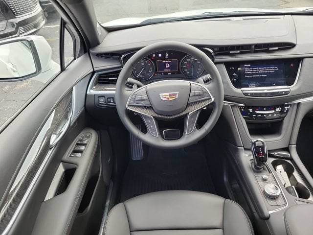 2026 Cadillac XT5 Sport