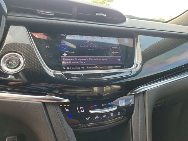 2021 Cadillac XT6 Sport