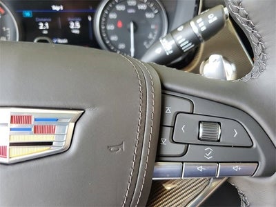 2025 Cadillac XT6 Sport