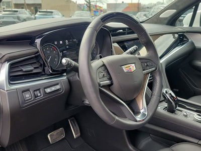 2025 Cadillac XT6 Sport