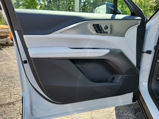2027 Cadillac LYRIQ Luxury