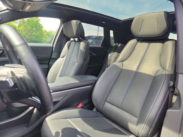 2024 Cadillac LYRIQ Luxury 1