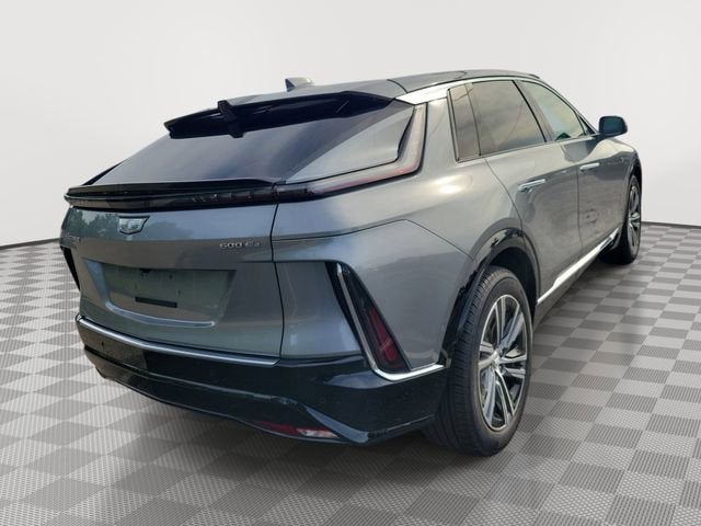 2024 Cadillac LYRIQ Luxury 1