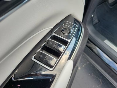 2024 Cadillac LYRIQ Luxury 1