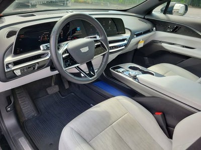 2024 Cadillac LYRIQ Luxury 1