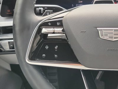 2024 Cadillac LYRIQ Luxury 2