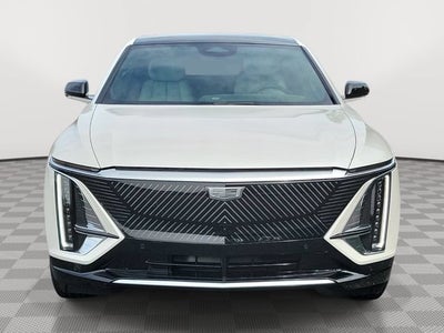 2024 Cadillac LYRIQ Luxury 2
