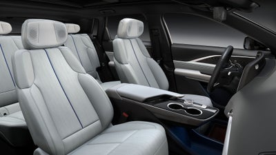 2025 Cadillac LYRIQ Luxury 2