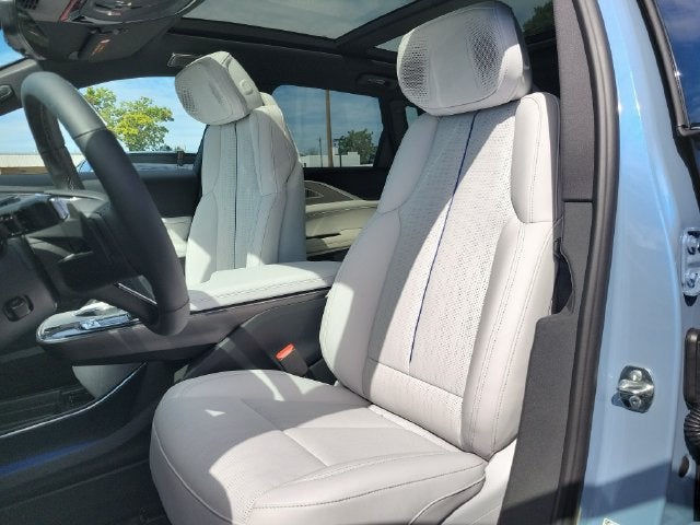 2027 Cadillac LYRIQ Premium Luxury