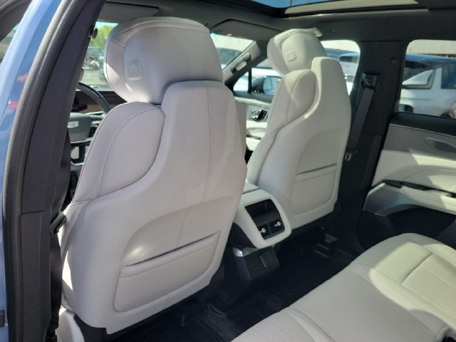 2027 Cadillac LYRIQ Premium Luxury