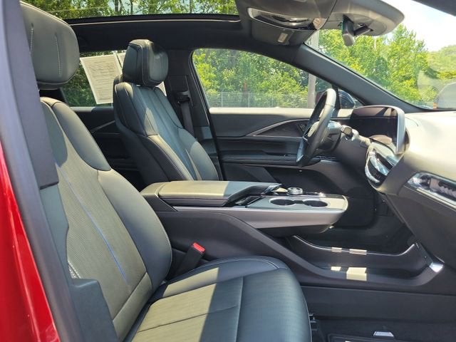 2024 Cadillac LYRIQ Sport 1