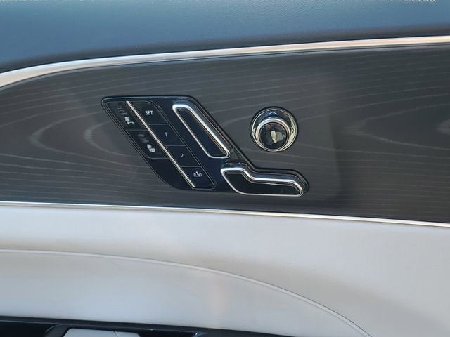 2025 Cadillac LYRIQ Sport 1