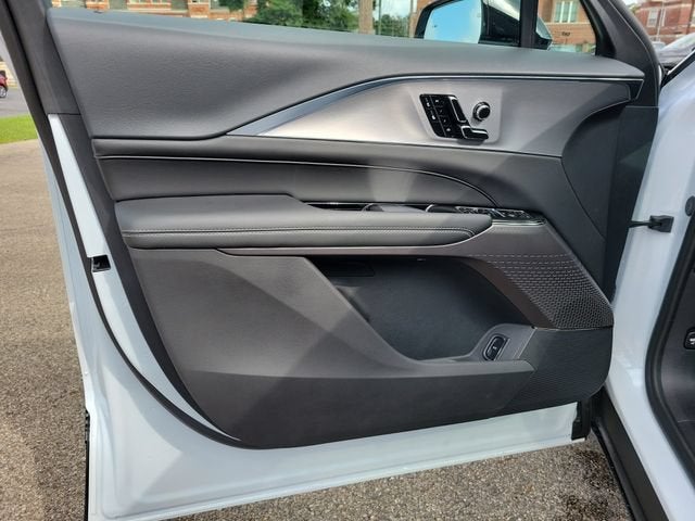 2027 Cadillac LYRIQ Sport