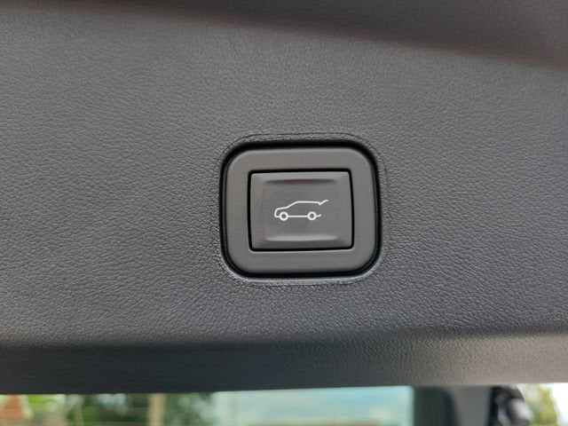 2027 Cadillac LYRIQ Sport