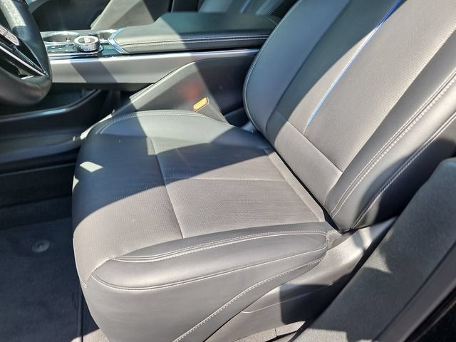 2024 Cadillac LYRIQ Sport 2