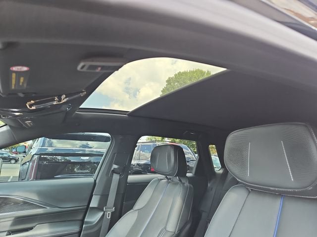 2024 Cadillac LYRIQ Sport 2