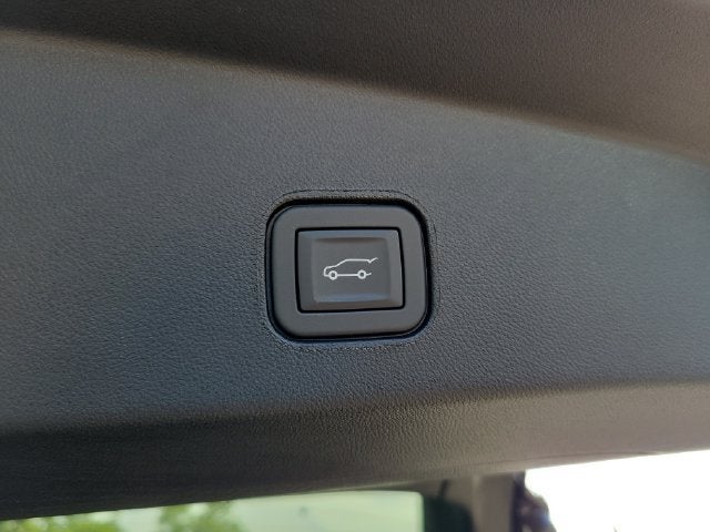 2027 Cadillac LYRIQ Signature Sport