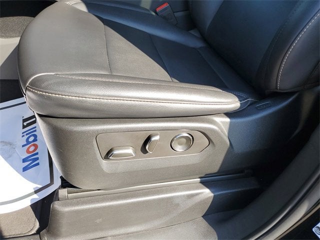 2022 Cadillac Escalade Luxury