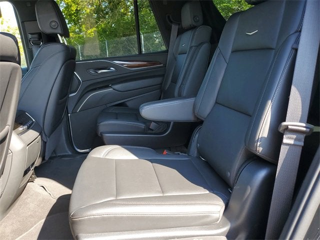 2022 Cadillac Escalade Luxury