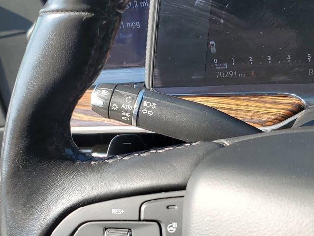 2022 Cadillac Escalade Luxury