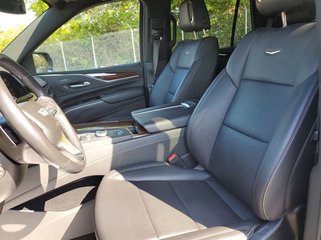 2022 Cadillac Escalade Luxury