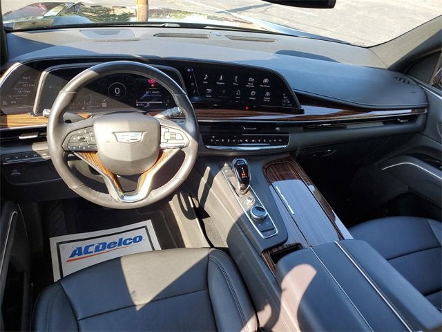 2022 Cadillac Escalade Luxury