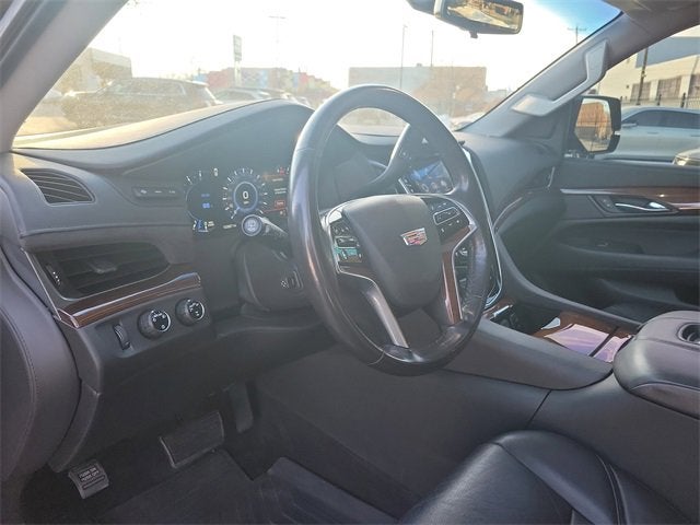 2020 Cadillac Escalade Luxury