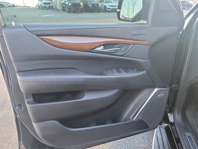 2020 Cadillac Escalade Luxury