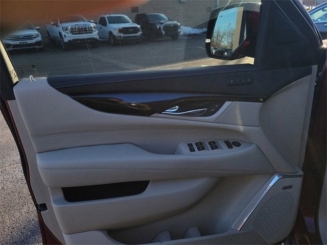 2020 Cadillac Escalade Luxury