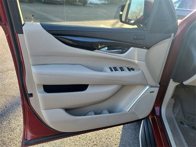 2020 Cadillac Escalade Luxury