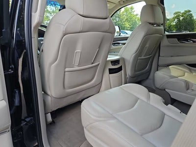 2017 Cadillac Escalade Luxury