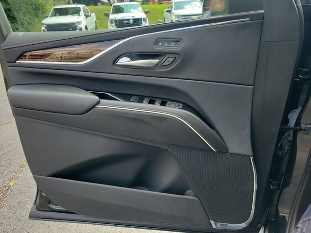 2023 Cadillac Escalade ESV Premium Luxury
