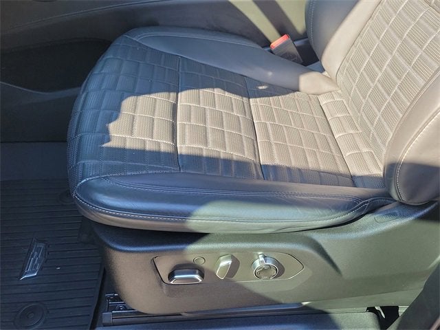 2022 Cadillac Escalade ESV Sport Platinum