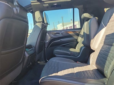 2022 Cadillac Escalade ESV Sport Platinum