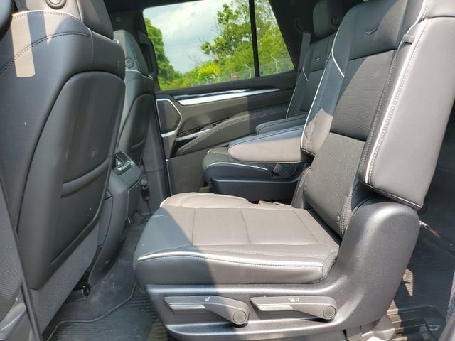 2025 Cadillac Escalade Sport