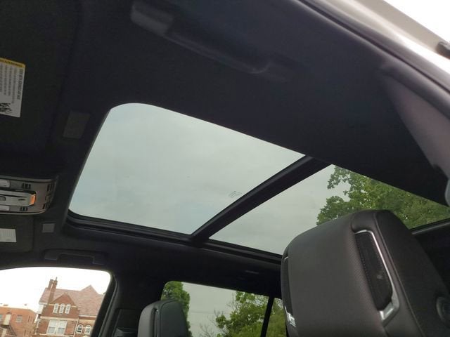 2025 Cadillac Escalade Sport