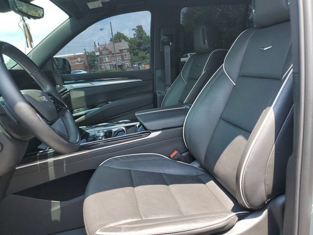 2025 Cadillac Escalade Sport