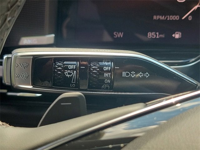 2025 Cadillac Escalade Sport