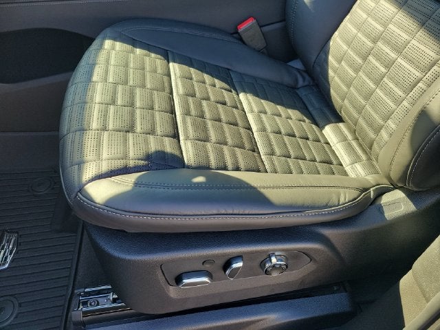 2027 Cadillac Escalade 4WD Platinum Sport