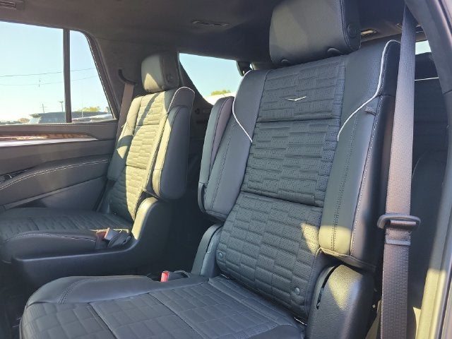 2027 Cadillac Escalade 4WD Platinum Sport