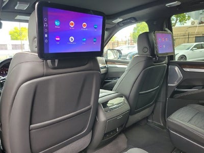 2025 Cadillac Escalade Sport Platinum