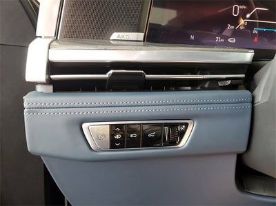 2025 Cadillac ESCALADE IQ Luxury 2