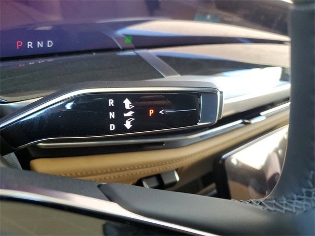 2025 Cadillac ESCALADE IQ Luxury 2