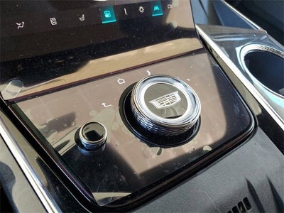 2025 Cadillac ESCALADE IQ Luxury 2